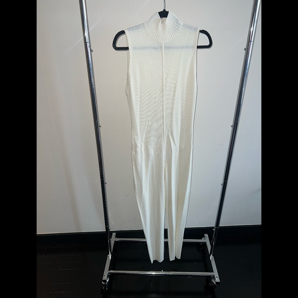 White CHANEL knit onesie romper bodysuit turtleneck sleeveless vintage not worn - Picture 5 of 12